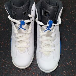 Air Jordan 6 Retro BG